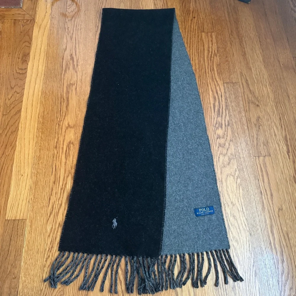 Ralph Lauren reversible wool Black and Gray Fringed Scarf